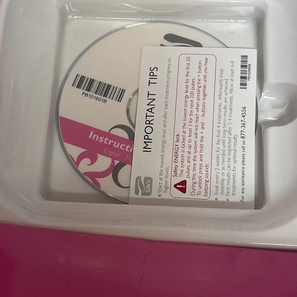 Pink Hair Accessory - Picture 5 of 7